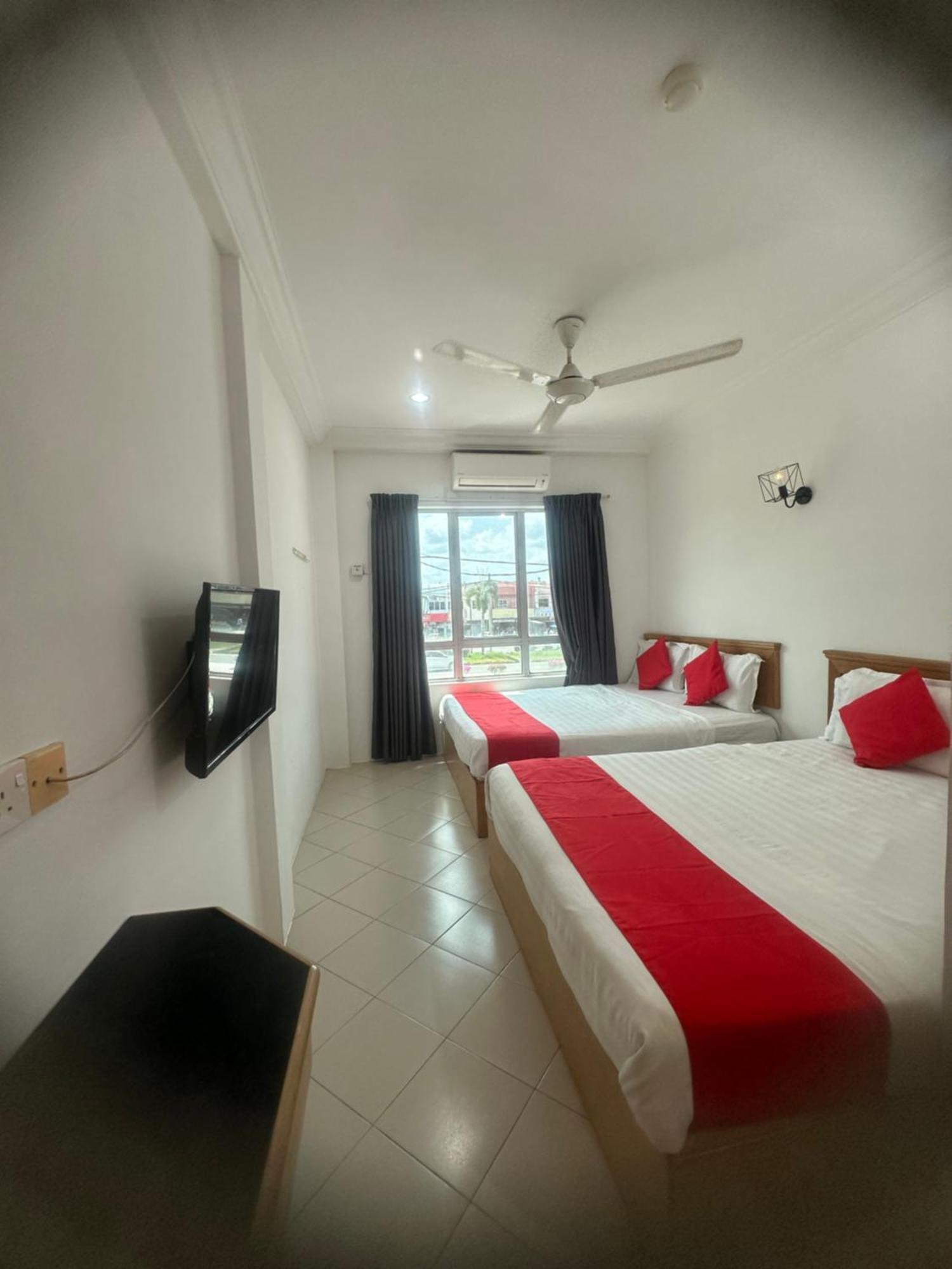טלוק אינטן V Hotel מראה חיצוני תמונה